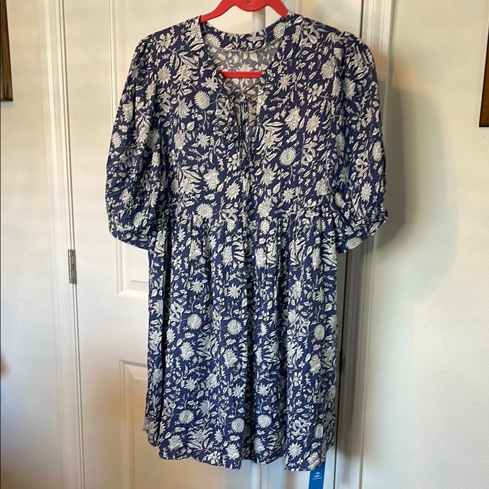 Cupshe Blue and White Floral Smocked Mini Dress with Puff Sleeves